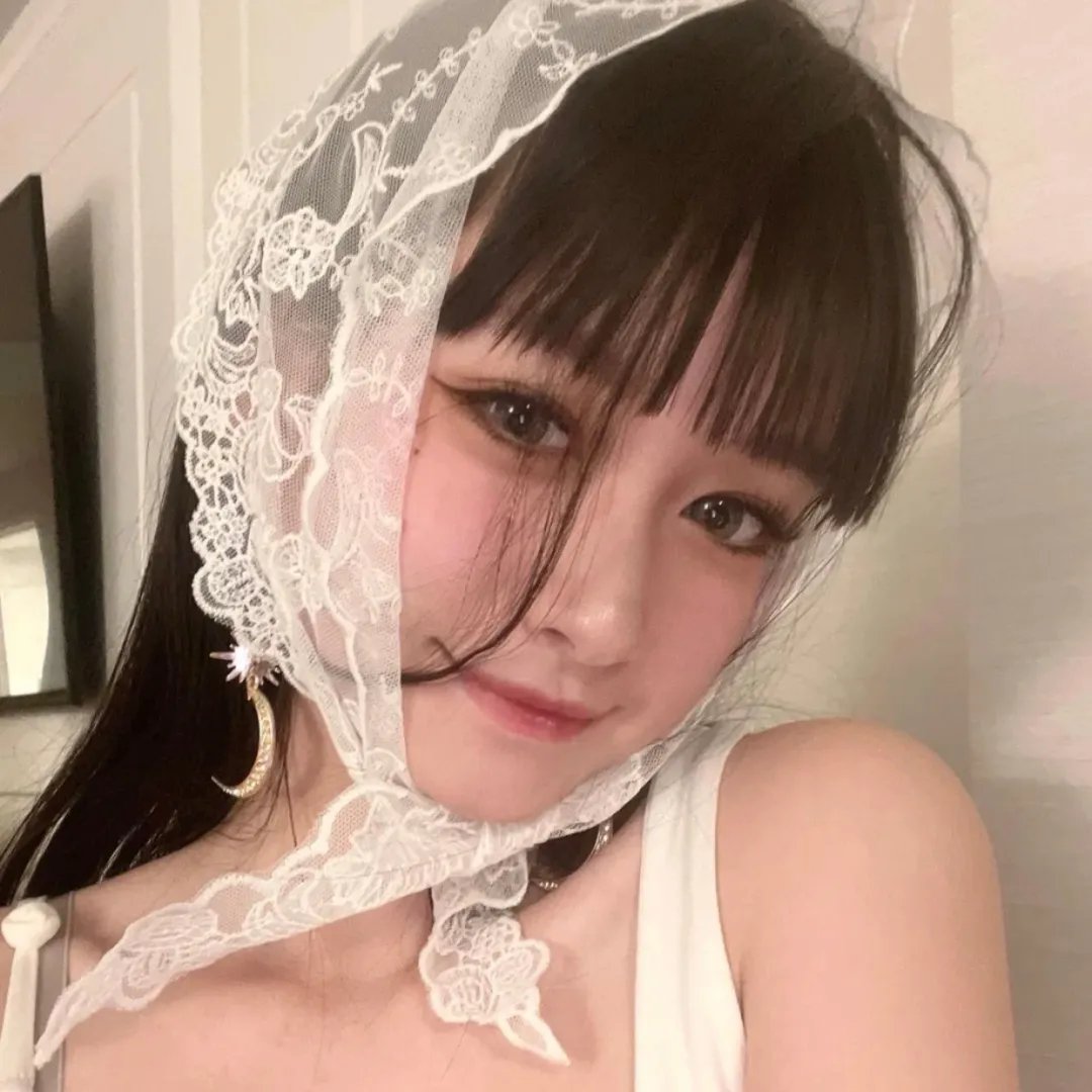 蓝裙魔鬼